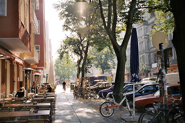 berlijn De Simon-Dach-Straße in het hart van Friedrichshain