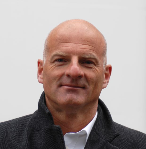 ronald-schneider-portret-versbeton