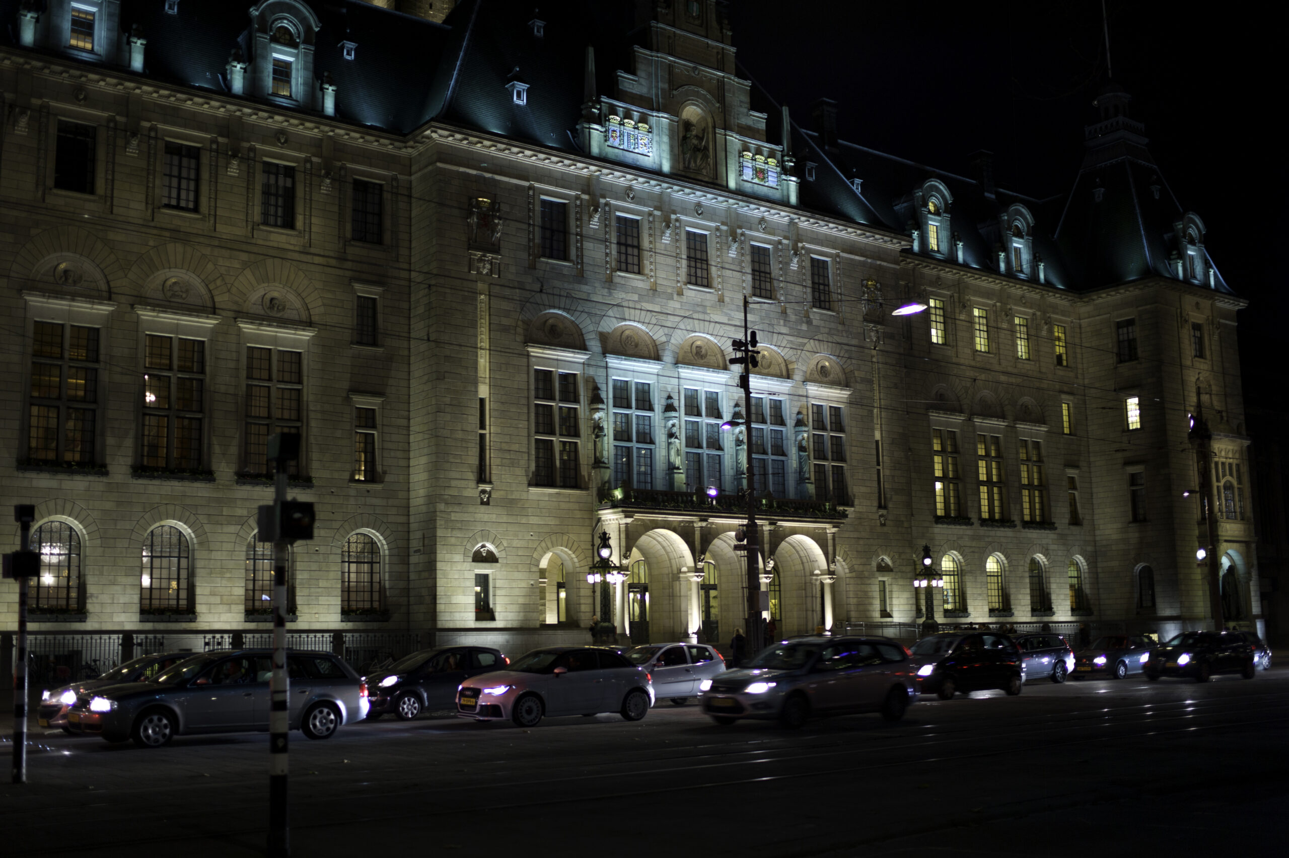 stadhuis met kogelgaten